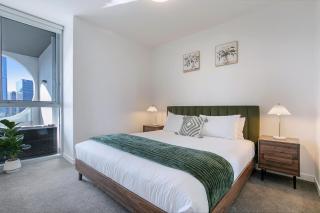 Stunning 1BR with Best Views and Fantastic Location! - 7