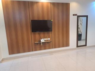 قصر مبارك للشقق المخدومة - اليرموك - 1