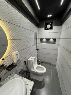 Single Room With Separate Entrance - 2