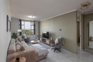Brand new high spec family apartment - 0
