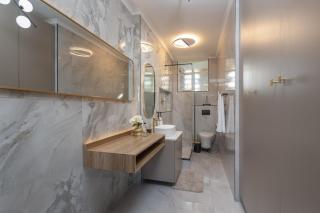 Brand new high spec family apartment - 4