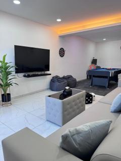 温岚民宿SpringVilla KTV Room - 9