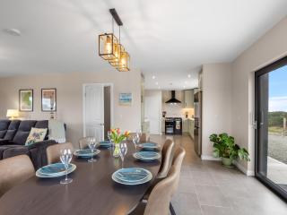 Lakeview House - 2