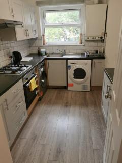 Newly amazing refurbished two bedroom apartment - 9