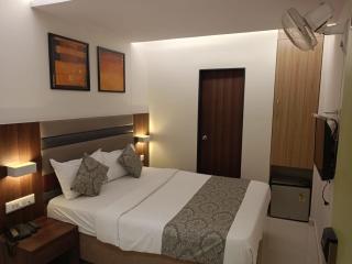 Shahi Corporate Hotel,Near Mumbai International Airport T-2 - 6
