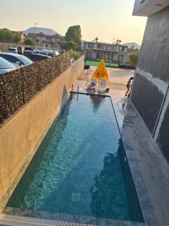 Azra Apart 3 Kişilik Havuzlu Lüx Daire - 6