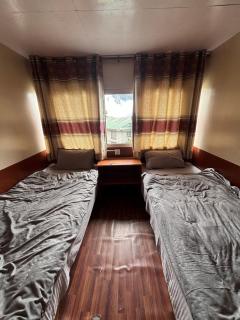 Hotel Sherpa Village - 1