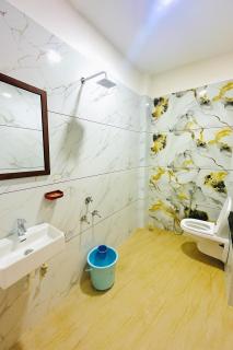 Urban Retreat - Heaven - 1