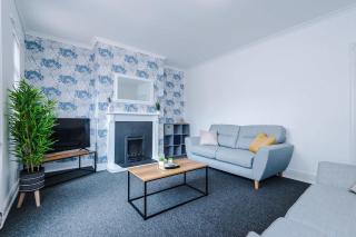 Spacious 3 Bed House by 53 Degrees Property - Close to Crewe Station - 9