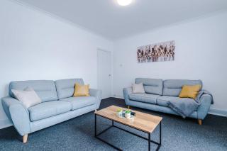 Spacious 3 Bed House by 53 Degrees Property - Close to Crewe Station - 6