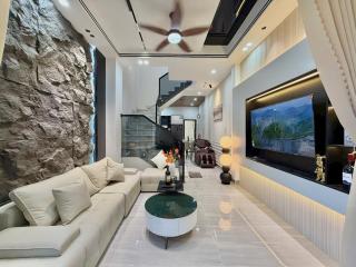 Oner Luxury Home - 2