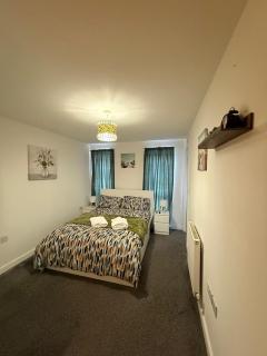 Comfy Premium Home in Town - 5
