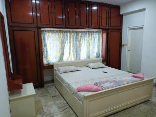 Toit -AC room Himayathnagar - 8