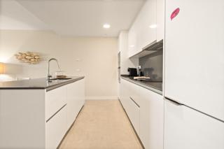 900m from the beach apartment in Estepona with a pool - 2