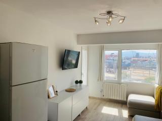 Apartamento con vistas al puerto - 0