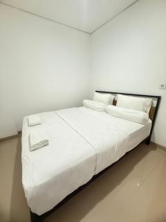 Home Stay Room in Bali Near Sanur Beach - 8