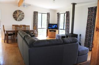 Sea'Renity Cottage - 9