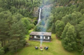 Waterfall Retreat - 9