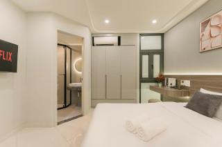 HoanKiemlake-Oldquarter-Elevator - Hanoi - 1