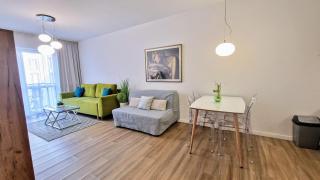 Very Stylish II & Secure Penthouse -Free Parking - 1