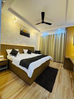 The LiteLiving Studios - 4
