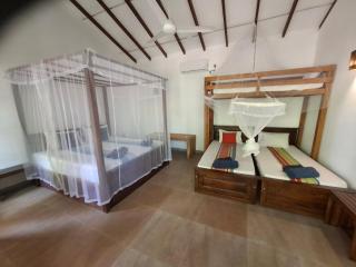 Jackland Holiday Cabanas - Demanhandiya - 9