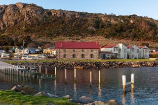 Bond Store Stanley - 2