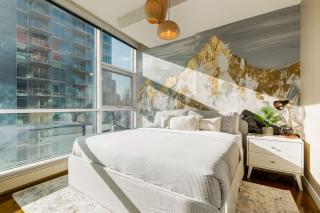 2Bed DT-Mountain & Skyline Views- Colours 1st-BMO - 9