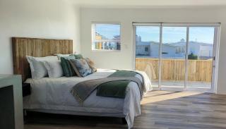 Audrey Hepburn Suite Yzerfontein - 9