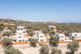 Aura Luxury Villas - 3