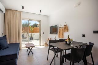 Aura Luxury Villas - 7