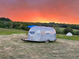 Jurassic Airstreams at Hartridge Springs Glamping - 9