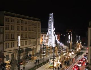 Luxury apartment in center town! - 4