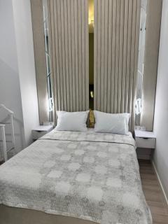 Nest One Apartment with Terrace - 6