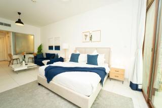 AWS Holiday Homes - Stylish Gem in the Palm - 7