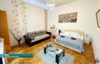Little Americas Queens Apartment - Budapest - 6