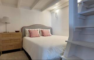The Traditional Home with Heated Pool, BBQ, Fireplace - 2