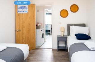 2Bed Short Stays Apt By Azzurri Properties Short Lets & Serviced Accommodation Brighton With Free WiFi - 3