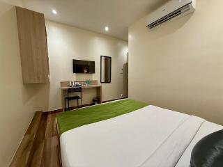 Hotel Riza - Near Nesco Exhibition Centre - 3