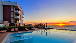 Wave & Wellness Studio - 8