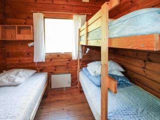 Holiday Home Lone - 900m from the sea by Interhome - 1