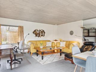 Holiday Home Guthbrand - 900m from the sea by Interhome - 8