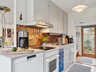 Holiday Home Guthbrand - 900m from the sea by Interhome - 3