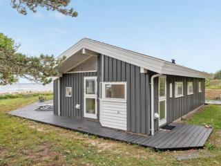 Holiday Home Pascal - 25m from the sea by Interhome - 3