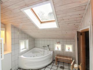 Holiday Home Adelbrand - 400m from the sea by Interhome - 3