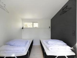Holiday Home Evert - 250m from the sea by Interhome - 2