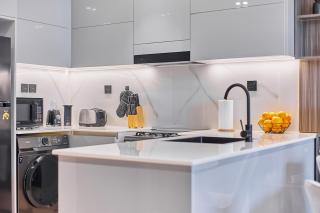 Water Dream with Burj Views Sleeps 4 - 1