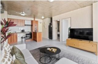 Modern 2 Bedroom Gem - 4