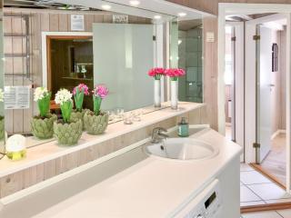 Holiday Home Henriette - 850m from the sea by Interhome - 2