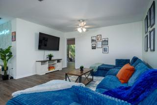 Steps to UF Stadium Game Zone Fun Sleeps 14 - 6